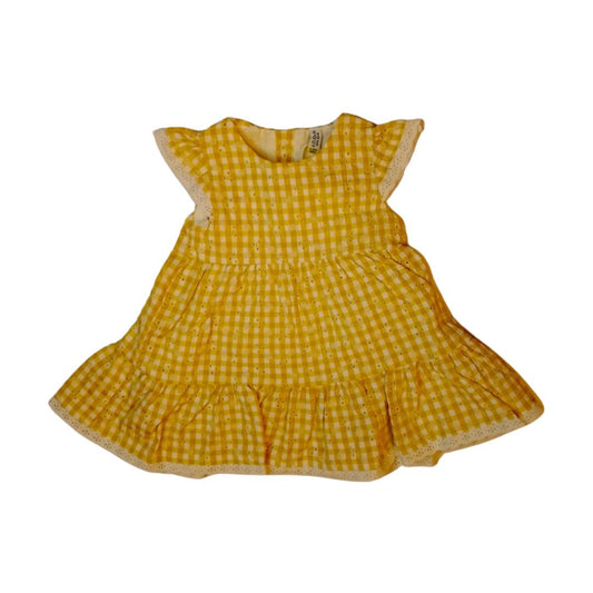 Yellow and white tiles style with white flowers embroidery